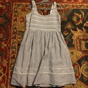 Summer dress! Gingham so comfy and flattering